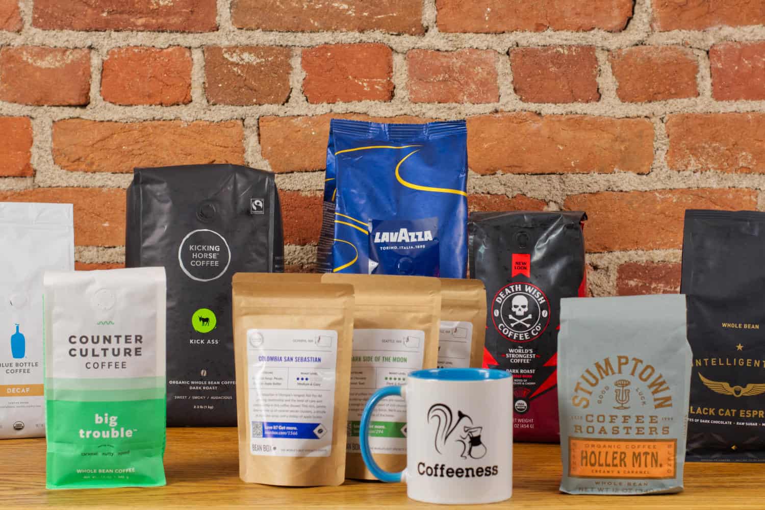 Best coffee beans for cold brew 2024 guide showing medium to dark roast varieties and brewing ratios